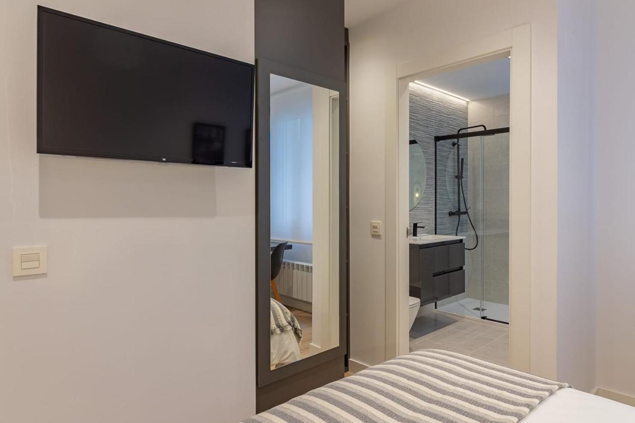 Ah Hostel Room4You Oviedo Vut3026As מראה חיצוני תמונה