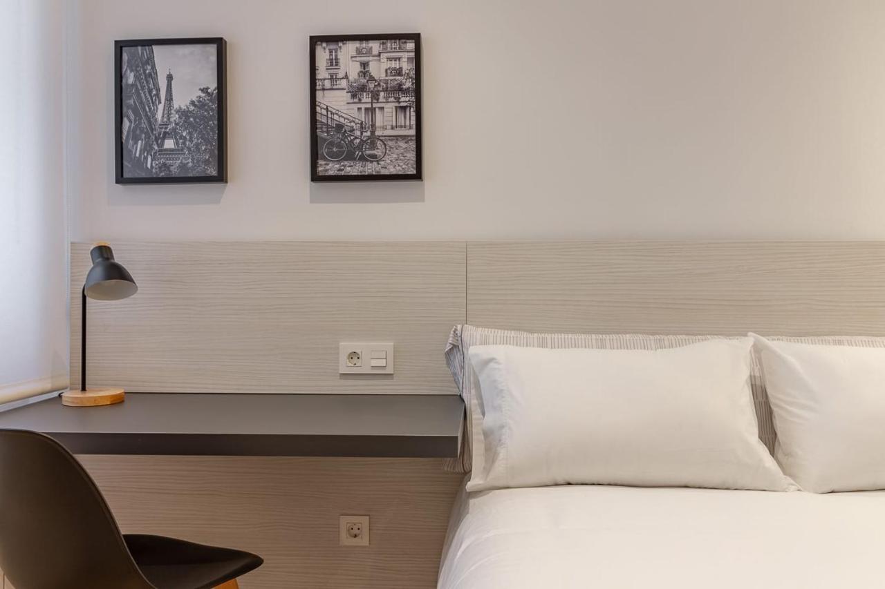 Ah Hostel Room4You Oviedo Vut3026As מראה חיצוני תמונה